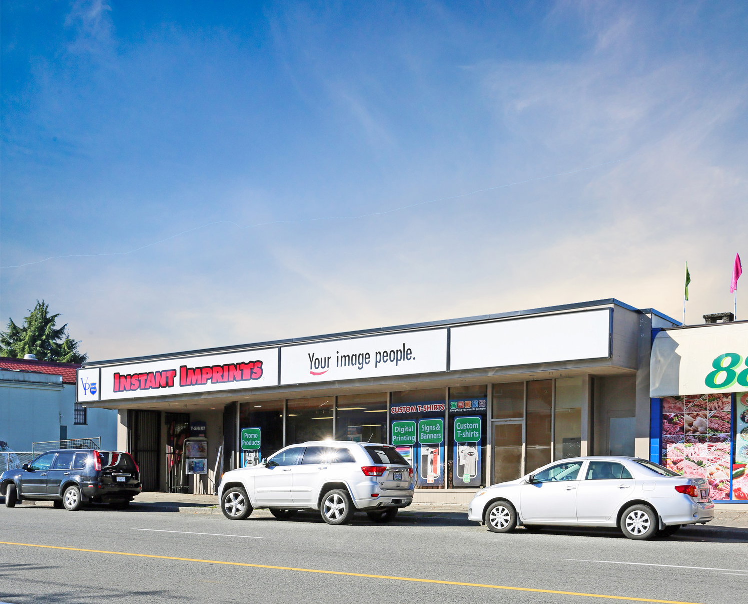 4837 Victoria Drive HQ Commercial